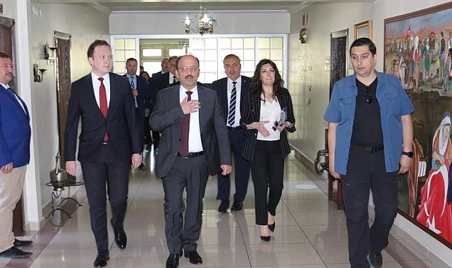 Vali Güner veda ziyaretlerine başladı