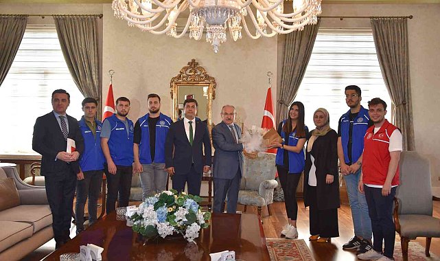 Vali Karadeniz kurum müdürlerini ağırladı