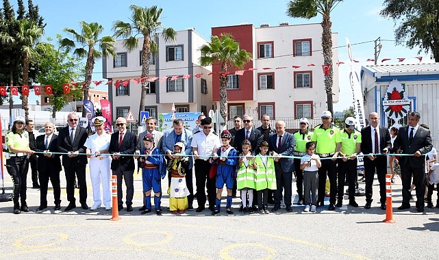 Vali Su, 'Polis Amca Trafik Eğitim Parkı'nın açılışını yaptı