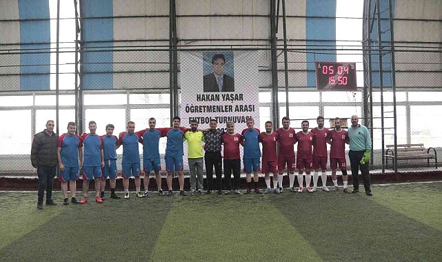 Vefat eden müdür anısına futbol turnuvası