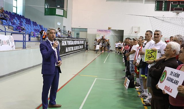 Veteran voleybolcular Marmaris'te