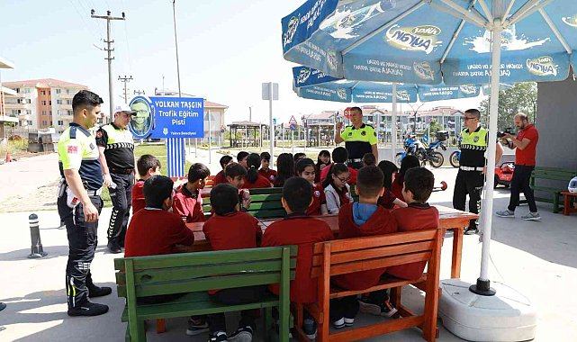 Yalova&#039;da çocuklara trafik eğitimi