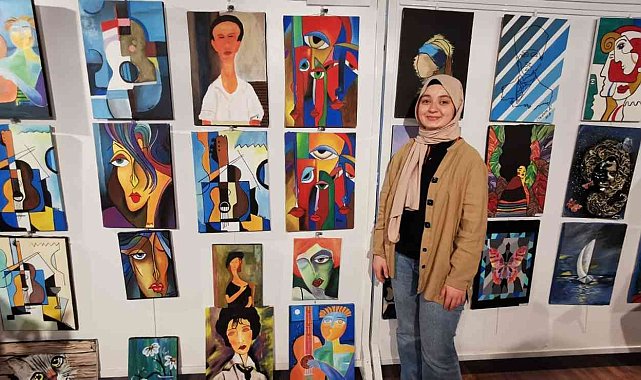 Yalova&#039;da öğrencilerden &quot;Renklerin Buluşması&quot; adlı resim sergisi