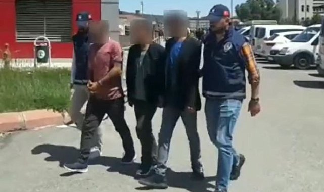 Yankesicilik yoluyla vatandaşın telefonunu çalan 3 şüpheli tutuklandı