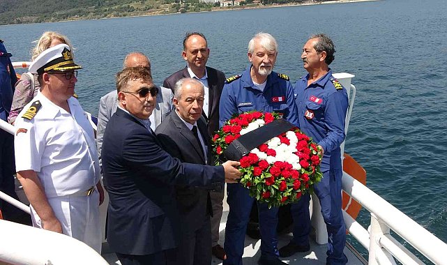 Yaşamını yitiren kılavuz kaptanlar Çanakkale'de anıldı