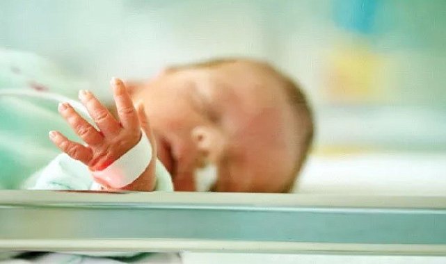 Yenidoğan bakımının yeniliklerini anlattılar