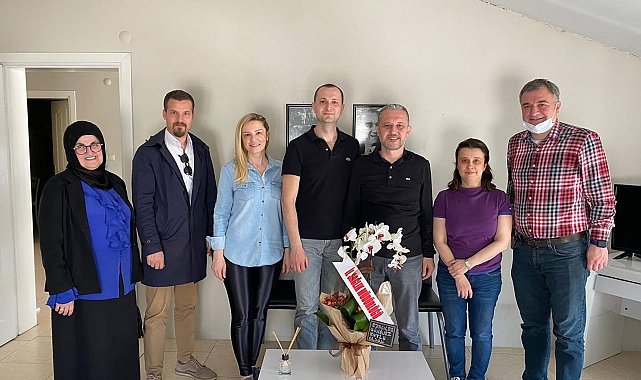 Yılmaz Eczacıları unutmadı