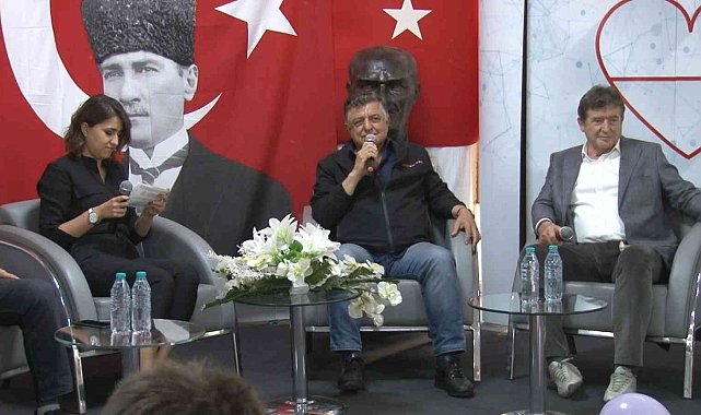 Yılmaz Vural, &#039;Hemşirelik Haftası&#039; etkinliğinde hemşirelerle bir araya geldi
