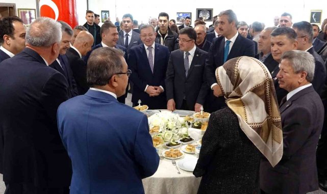 Yozgat'ta il protokolü bayramlaşma programında bir araya geldi