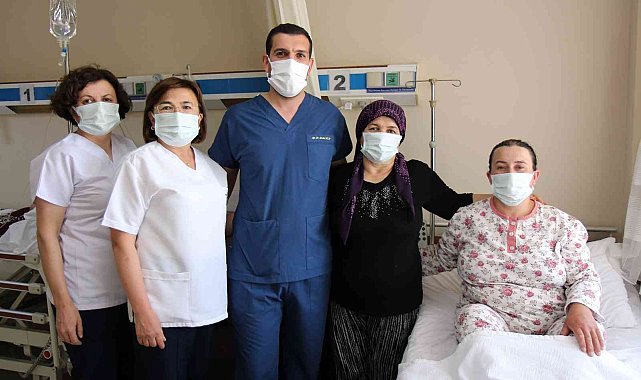 12 santimetrelik myomdan ameliyatla kurtuldu