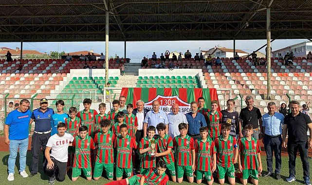 1308 Osmaneli Belediye Spor U14 takımı Bilecik şampiyonu oldu