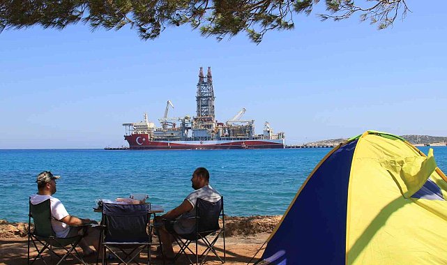 'Abdülhamid Han' gemisi 25 gün sonra göreve hazır, vatandaş gurur duyuyor