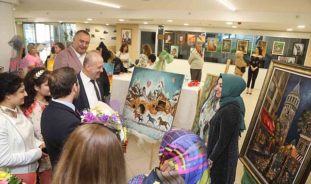 &#039;Hayal Dünyamın Renkleri&#039; sergisi Kartal Belediyesi&#039;nde açıldı