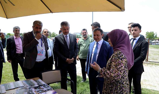 'Sırdaşın Olayım' Projesi üniversitelilerle buluştu