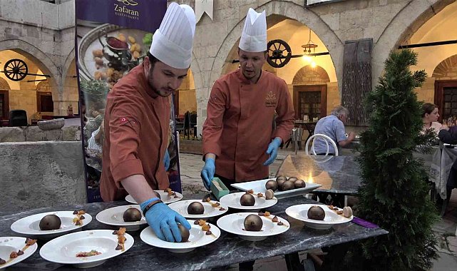 'Yöresel yemeğin yeniden yorumlanması' etkinliğinde lezzet şovu