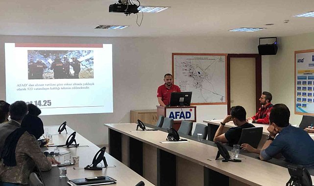 6.5 büyüklüğünde deprem sonrası yapılması gerekenler masaya yatırıldı