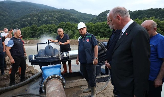 72 saat hiç durmadan çalışarak Düzce&#039;ye su vermek için çalıştılar
