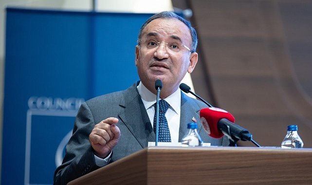 Adalet Bakanı Bozdağ: &quot;Haksız tahrik konusu tartışmaya açılmalı&quot;