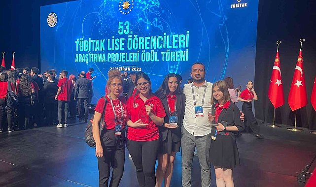 Adanalı öğrencilerden çifte başarı