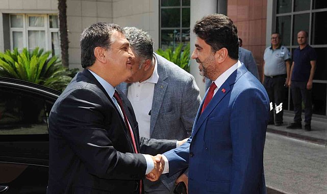 ADÜ Rektörü Aldemir, Dışişleri Bakan Yardımcısı ve AB Başkanı Kaymakcı&#039;yı ağırladı