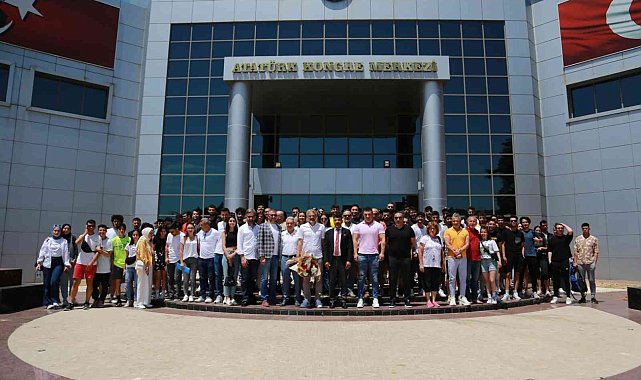 ADÜ'de spor konuşuldu