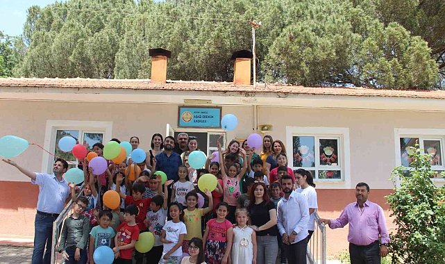 ADÜ'lü öğrencilerden köy okullarına anlamlı destek