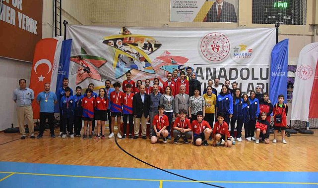 Afyonkarahisar&#039;da ANALİG Masa Tenisi Yarı Final müsabakaları tamamlandı