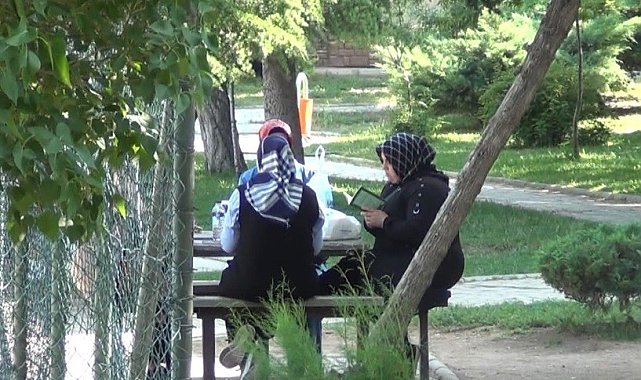 Afyonkarahisar'da LGS sorunsuz bir şekilde başladı