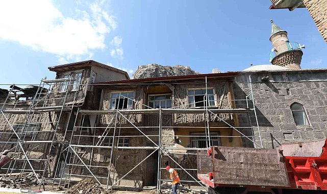 Afyonkarahisar&#039;ın tarihi bu sokaklarda yeniden hayat buluyor