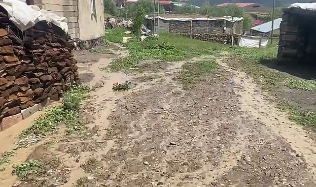 Ağrı'da iki köyde sel