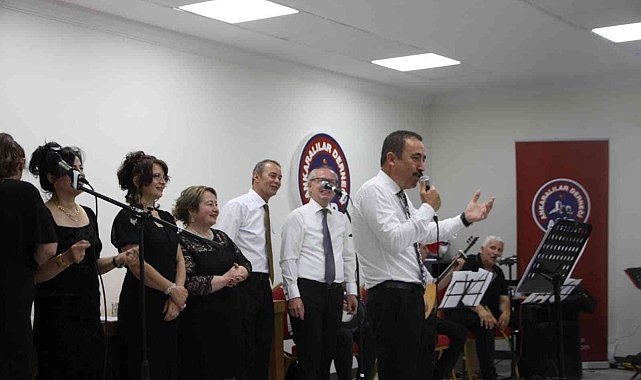 AHİD üyesi kadınlardan konser