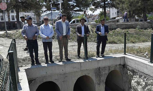 AK Parti, 1 kişinin öldüğü sel baskınıyla ilgili Burdur Belediyesi hakkında suç duyurusunda bulunacak