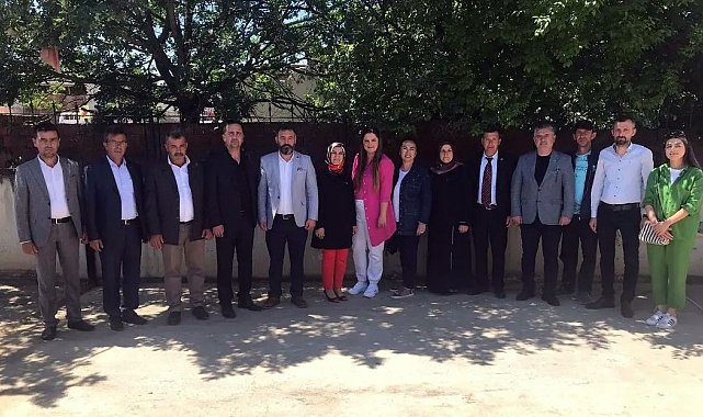 AK Parti sorunların çözümü için halkla bir araya geliyor