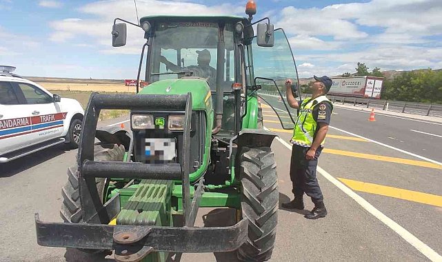 Aksaray&#039;da traktörler denetim altında
