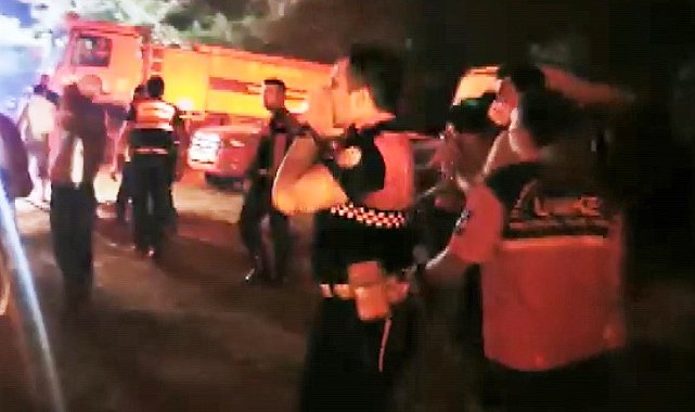 Alevlerin tehdit ettiği bölge tahliye edildi