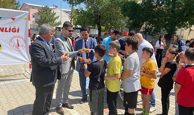 Altıntaş'ta Geleneksel Çocuk Oyunları Şenliği