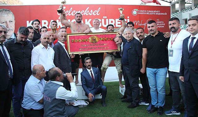 Amasya Karakucak Güreşleri'nde başpehlivan Fatih Kambur oldu