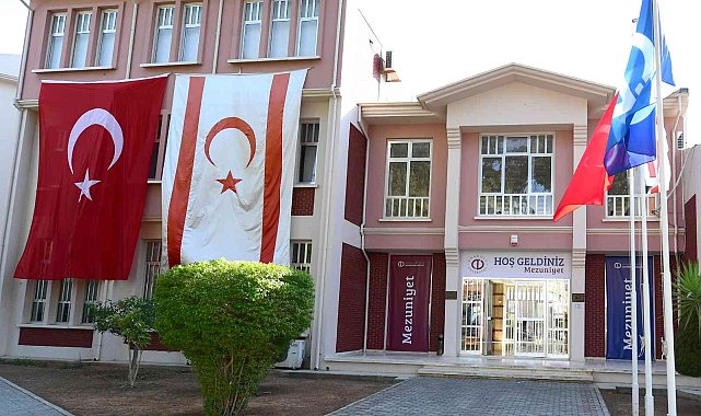 Anadolu Üniversitesi KKTC mezunlarını uğurlayacak