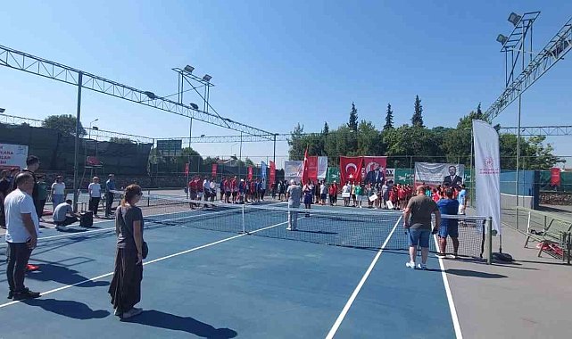 Anadolu Yıldızlar Ligi Tenis Çeyrek Final Müsabakaları başladı