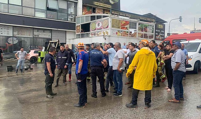 Ankara&#039;da sağanak sonrası mahsur kalan 100&#039;ü aşkın kişiden 11&#039;i yaralı olarak kurtarıldı