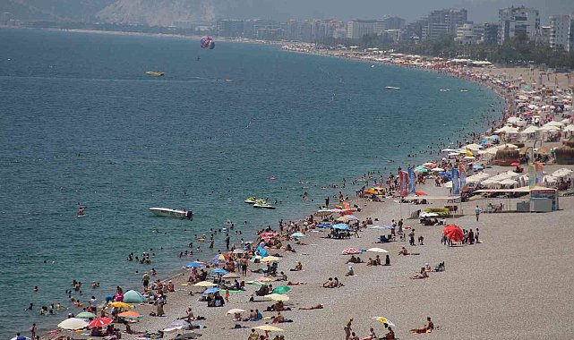 Antalya'ya havayoluyla gelen turist sayısı 3 milyonu geçti