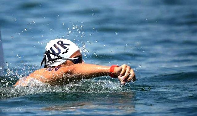 Antalyasporlu yüzücüler dünya ile yarışıyor