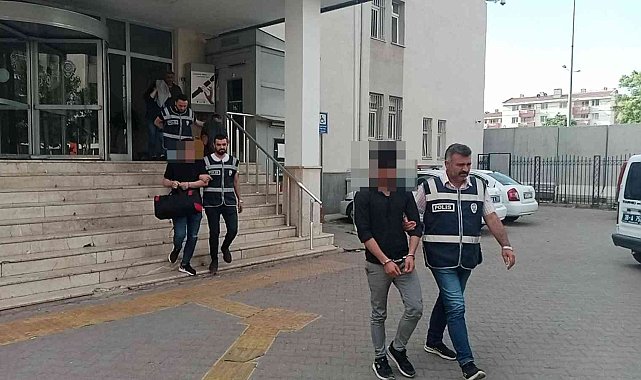 Aranan 12 kişi yakalandı