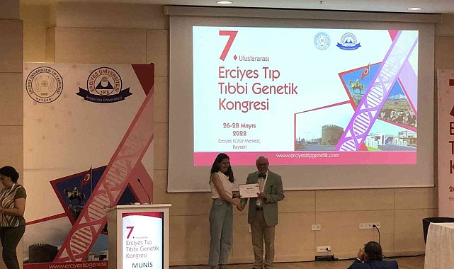 Araştırma Görevlisi Erbaş, poster dalında üçüncülük ödülü kazandı