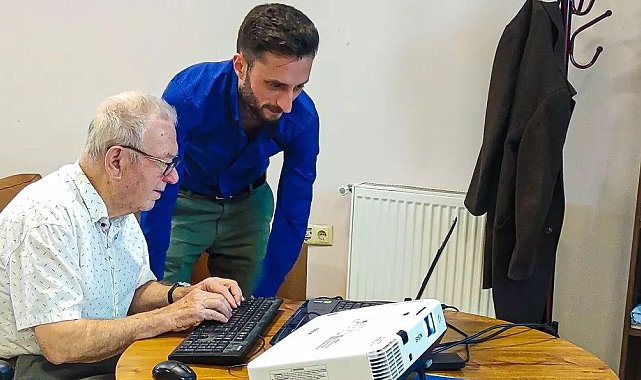 Artvin'de huzurevi sakinlerine dijital okuryazarlık kursu veriliyor