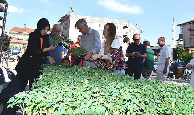 Ata tohumları, toprakla buluşuyor