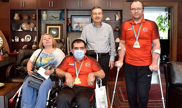 Avrupa şampiyonlarından başkan Ataç&#039;a ziyaret