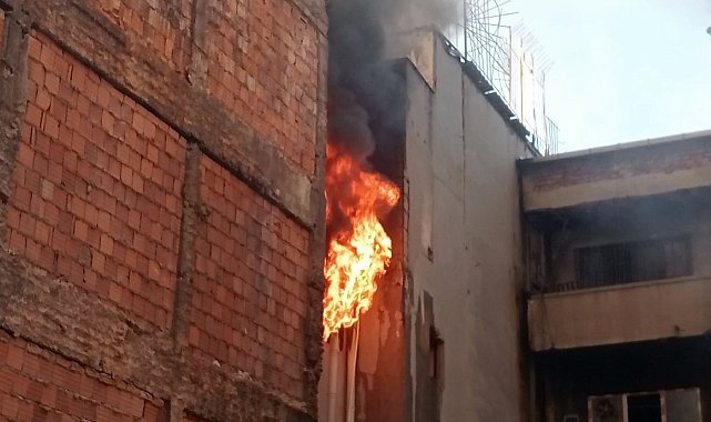 Ayakkabı imalathanesinde başlayan yangın üst kata ve yan binaya sirayet etti