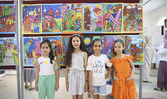 Aydın Büyükşehir Belediyesi Kültür Merkezleri kursiyerleri resim sergisi açtı