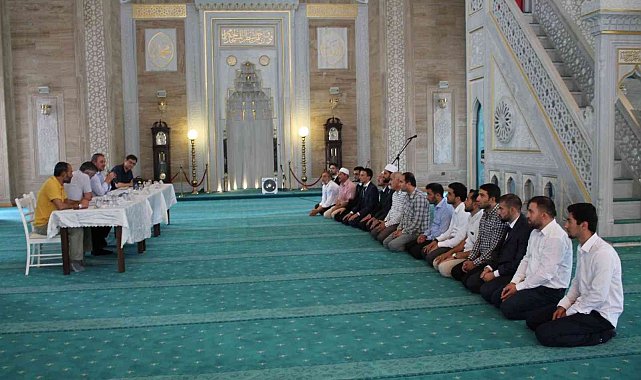 Aydın&#039;da &#039;Ezanı Güzel Okuma ve Etkili Hutbe Sunumu Yarışması&#039; gerçekleştirildi
